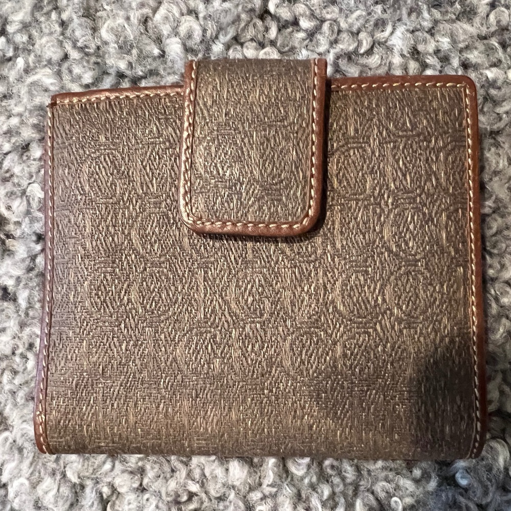 VINTAGE GUCCI  WALLET- SOLD SoLD SOLD